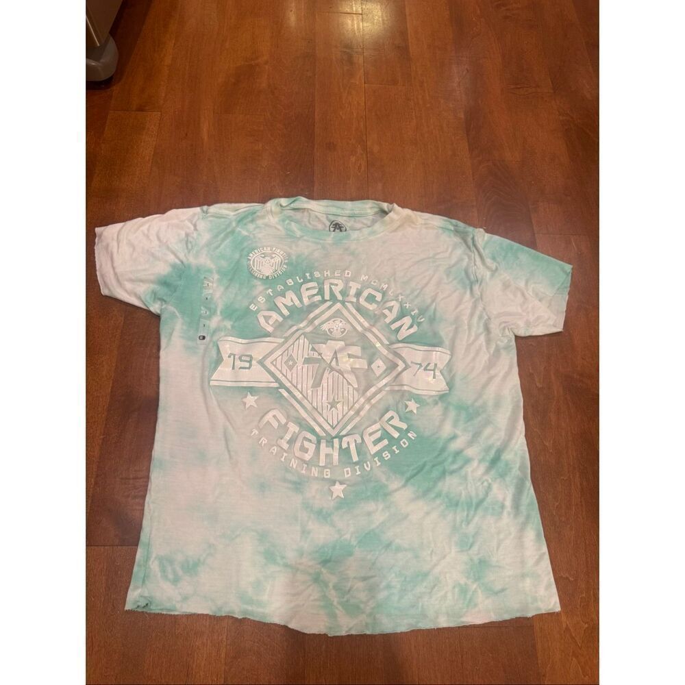 NWT American Fighter Tie Dye Graphic Tee Womens Small Buckle Logo T Shirt